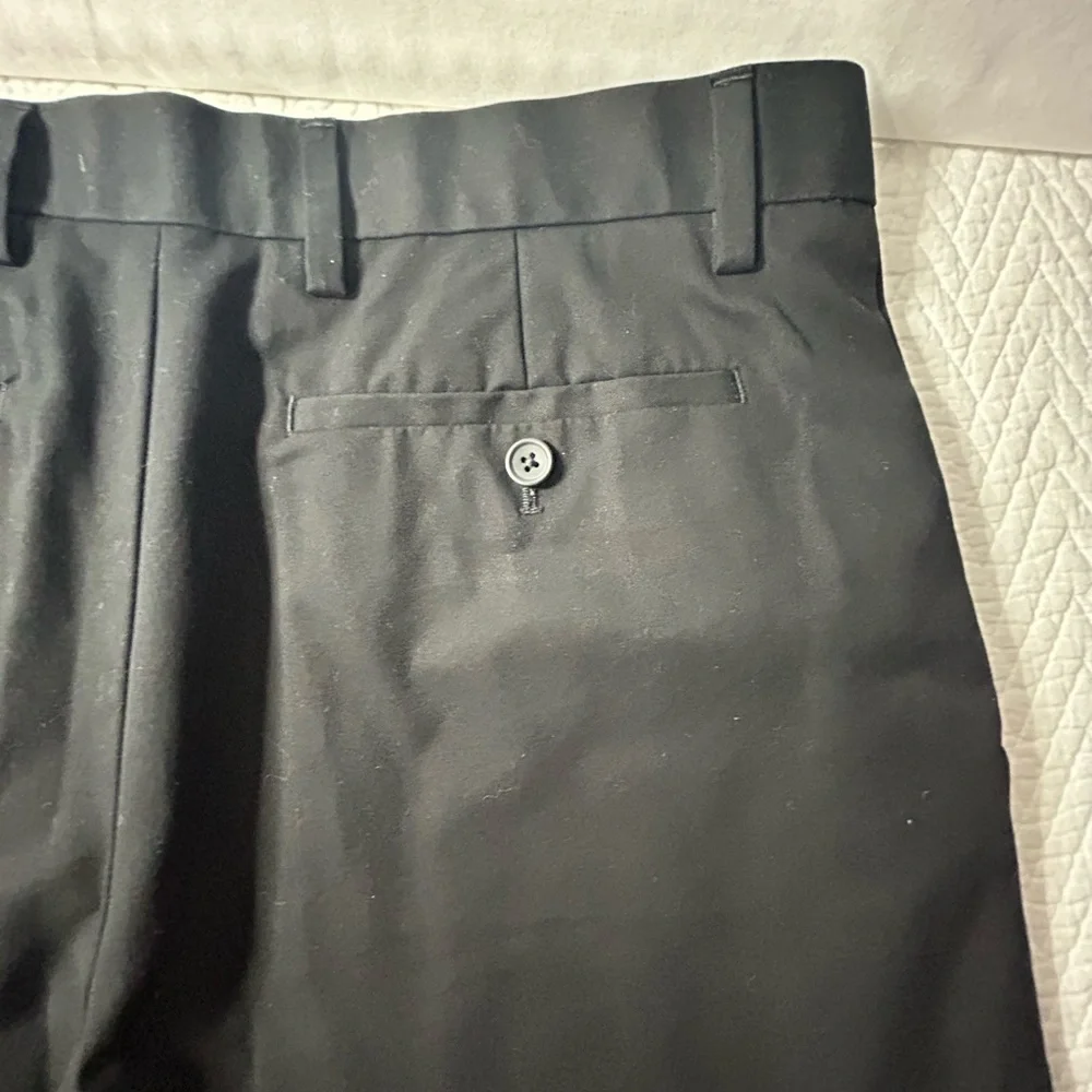 Banana republic men’s non-iron tailored‎ fit pants, size 33/30 black